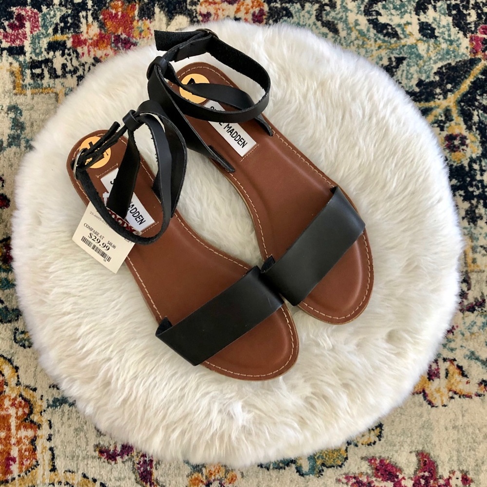 Steven Madden Sandals